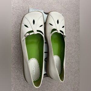ALDO Women's White Cutout Flats- size 39